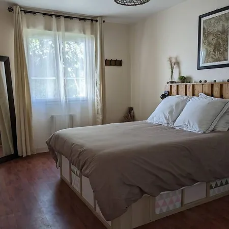 Feriehus Charmante Maison A Avec Piscine Partagee *